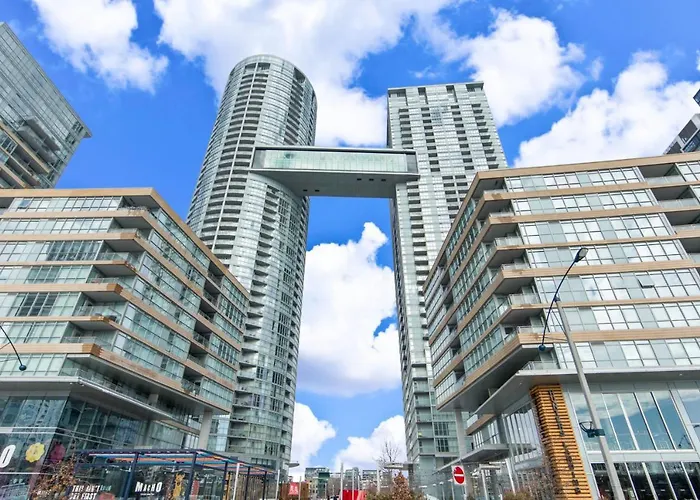 Crown Suites - Downtown Toronto