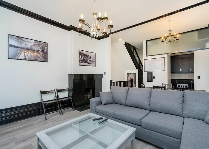 Applewood Suites - The Trinity Loft