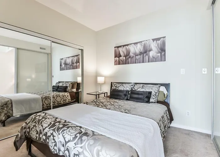 Bremner Apartment