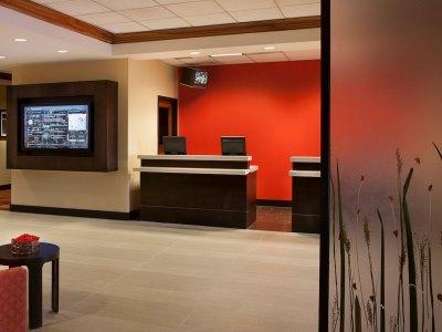 Courtyard By Marriott Airport Toronto