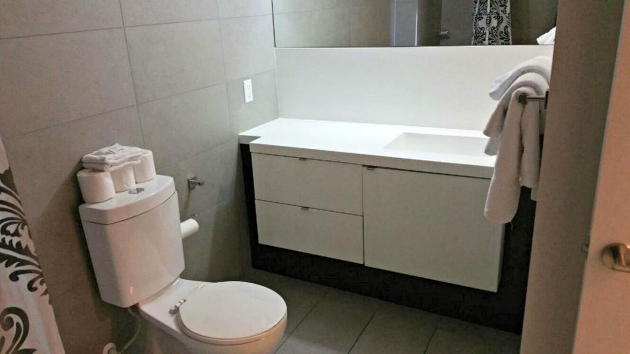 Pelicanstay At Yonge & Sheppard North York Apartment *