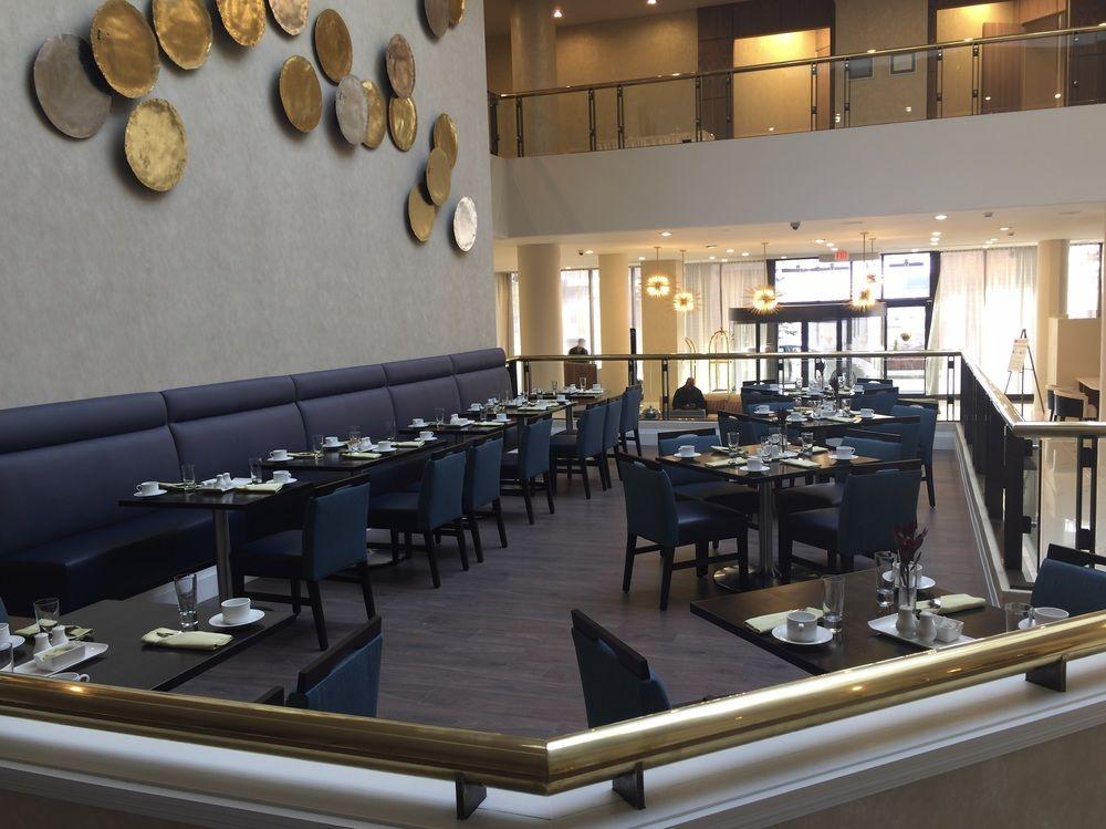 The Westin Airport Hotel 4*