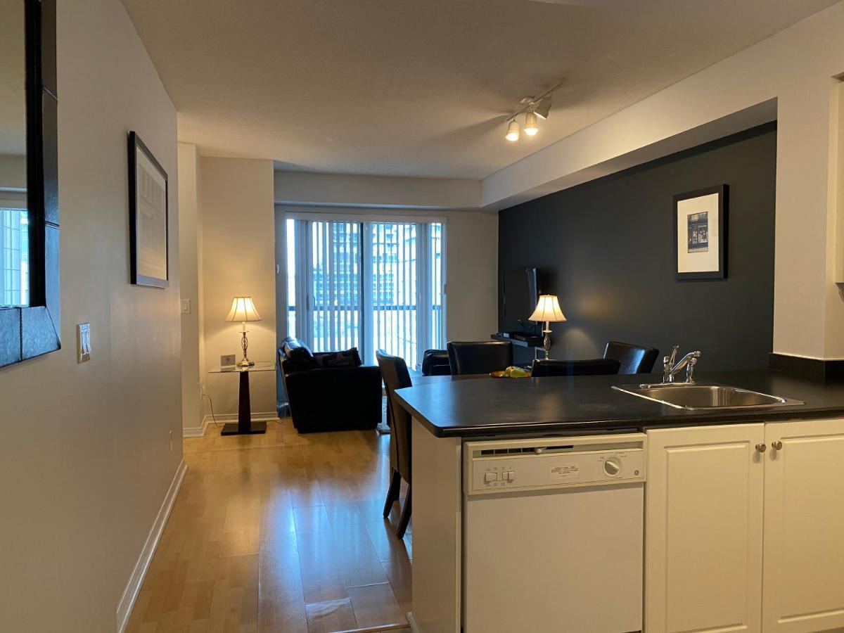 Apartment The Rosemont Residences *