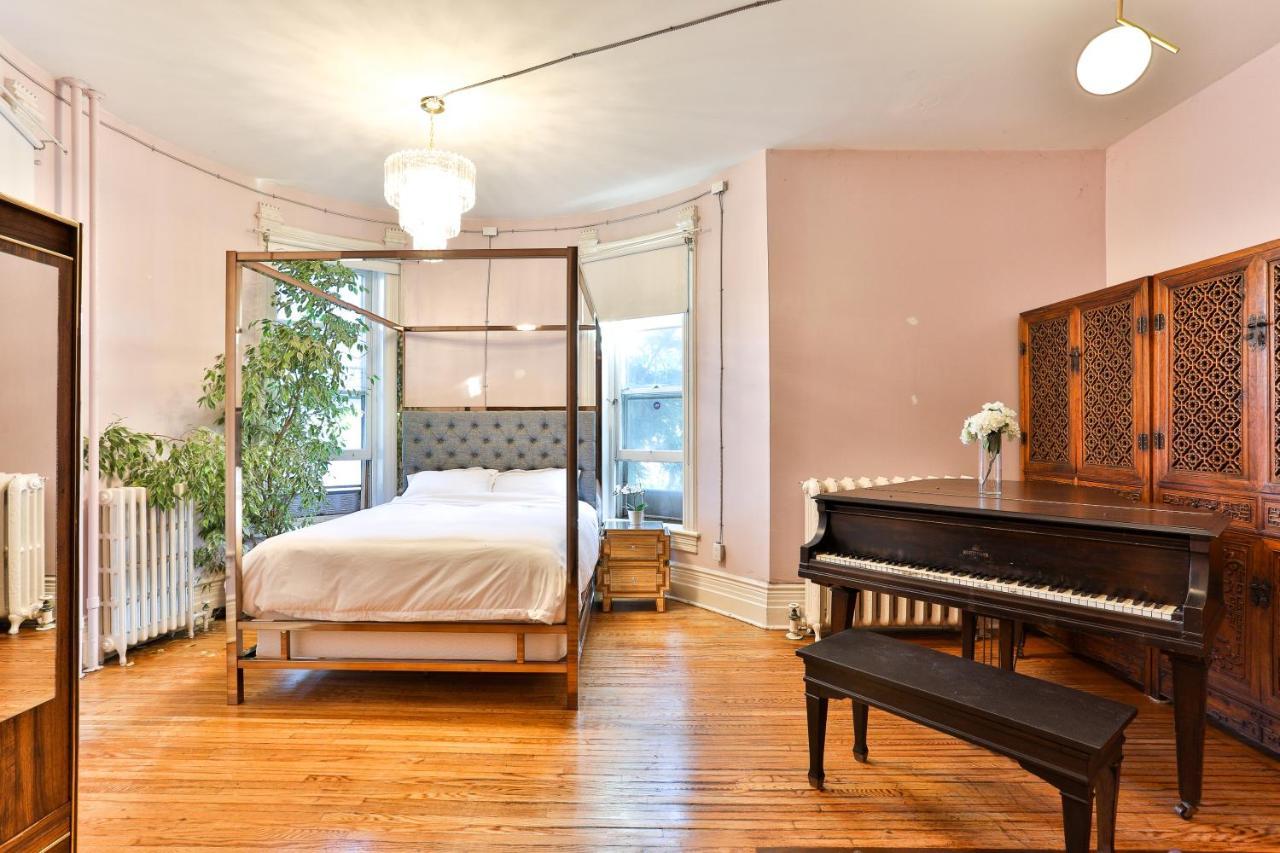 Eclectic Victorian West House 5*