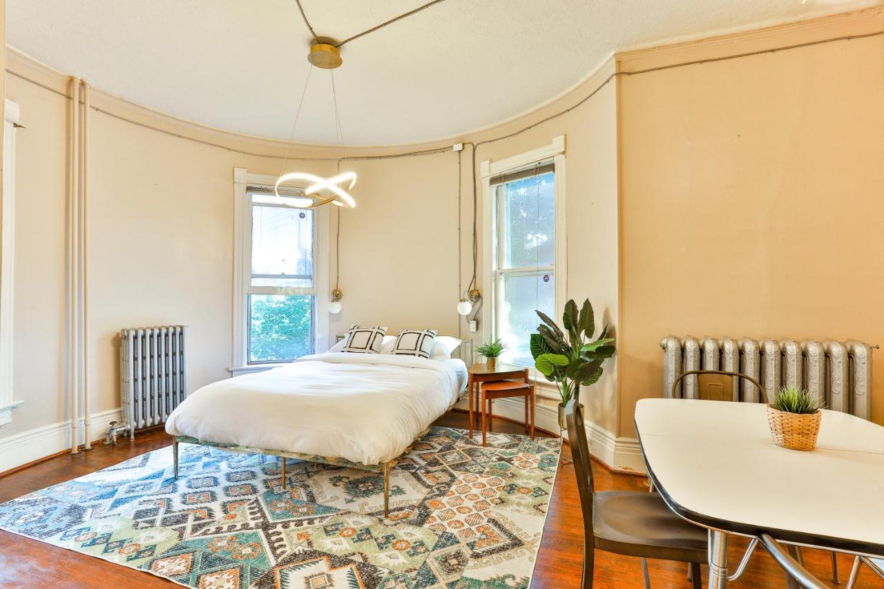 Aparthotel Eclectic Victorian West House