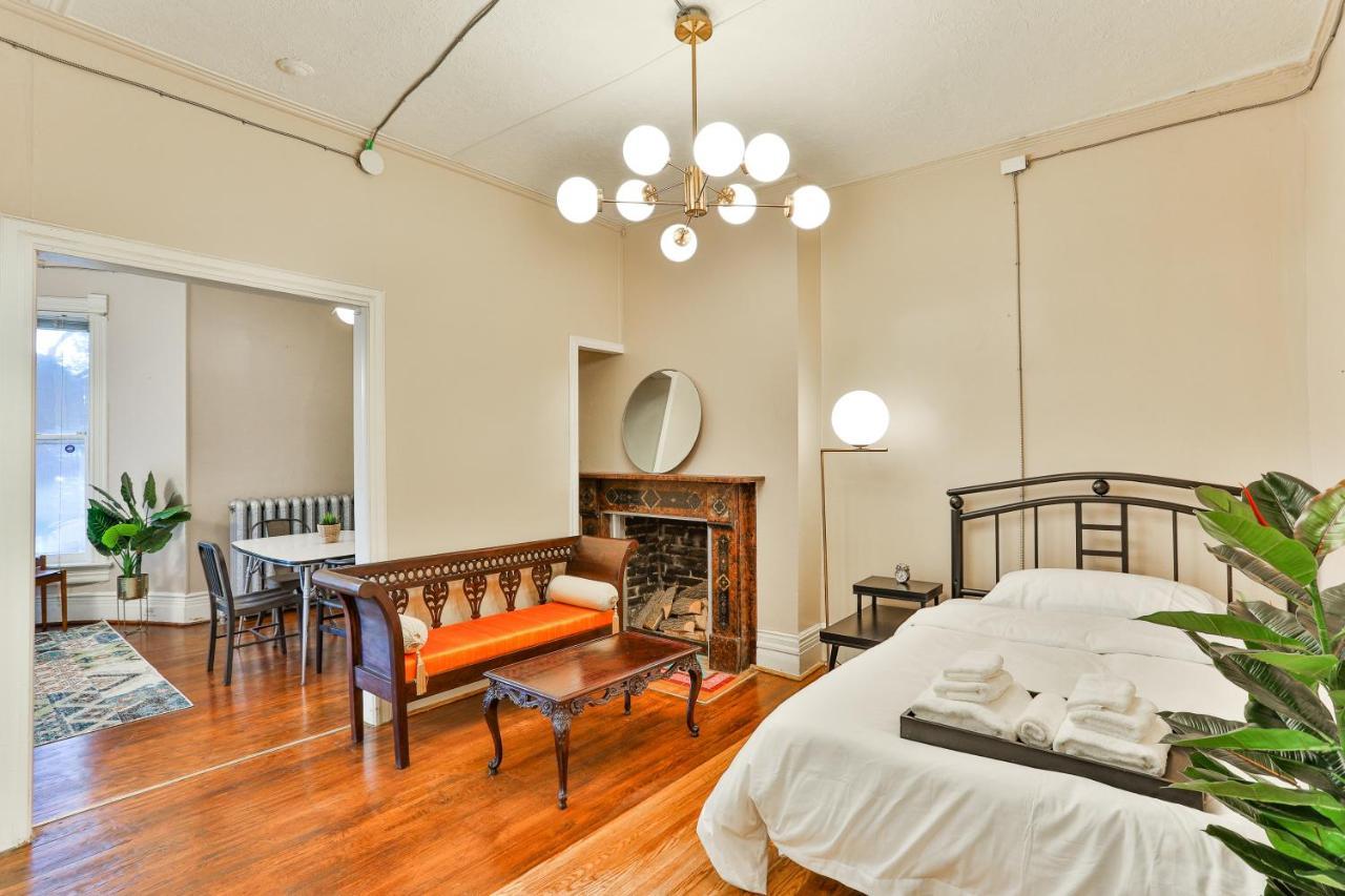 Eclectic Victorian West House 5*