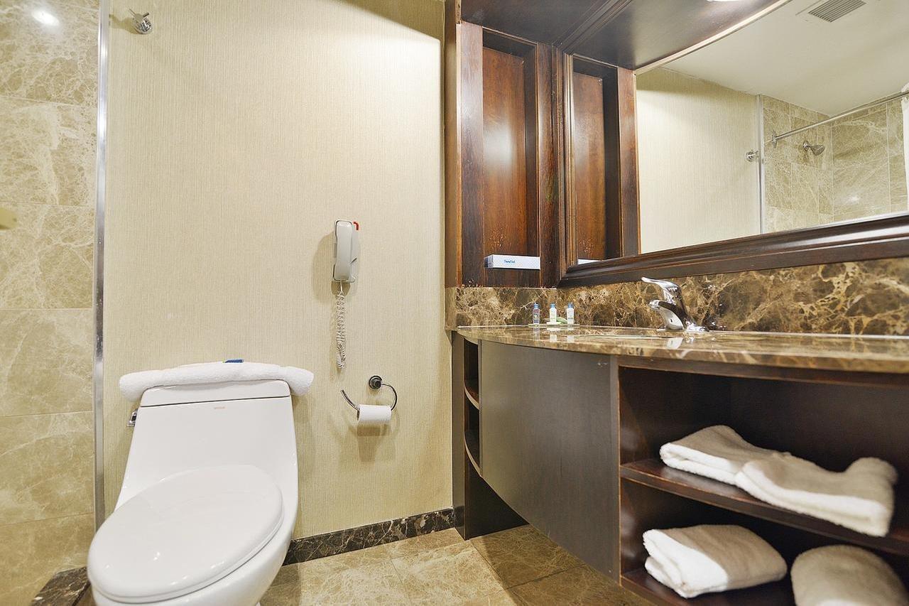 Hotel Woodbine & 3*