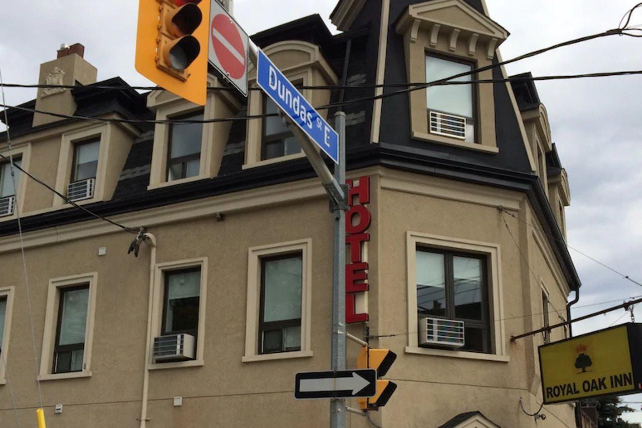 Hotel Royal Oak Toronto
