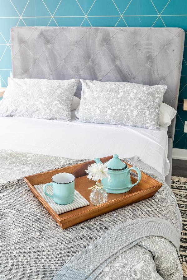 Apartment Designer 1br + Study In Coveted Yorkville