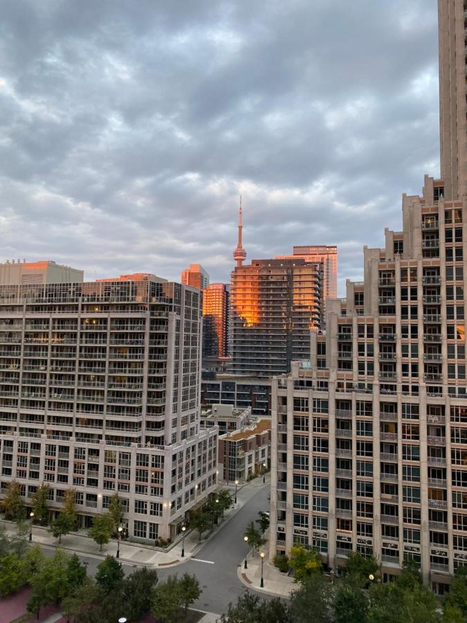 Apartment Downtown 2 Bedroom Families Only Sleeps 5 *