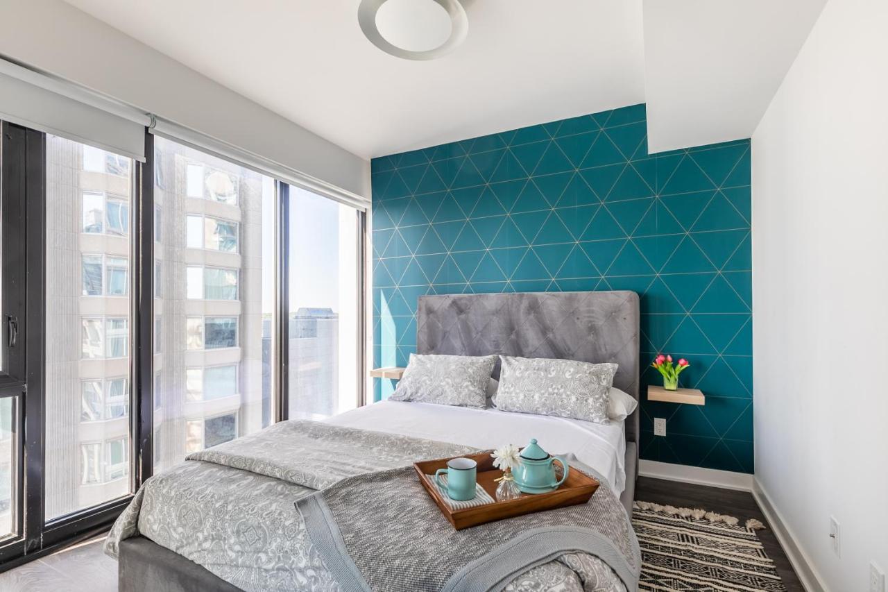 Apartment Designer 1br + Study In Coveted Yorkville