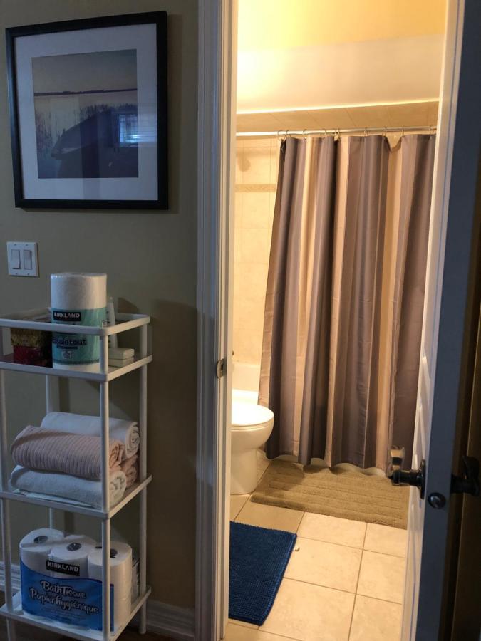 Apartment Spacious 2 Bedroom Guest Toronto