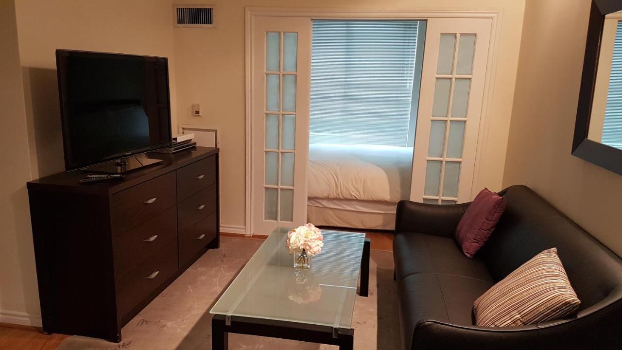 Luxury - Qwest * Toronto
