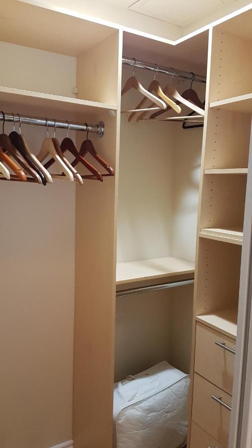 Apartment Luxury - Qwest Toronto