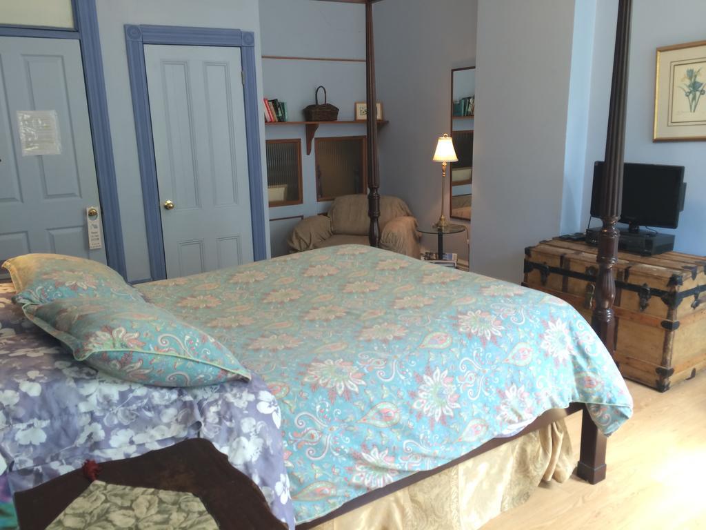Bed & Breakfast Mcgill Toronto