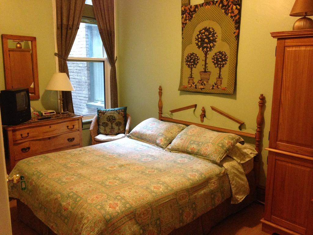 Bed & Breakfast Mcgill