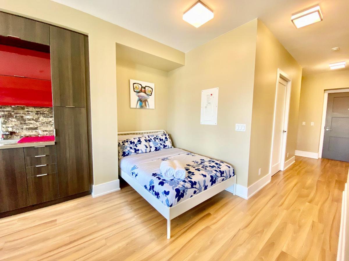 Front Street Suites Apartment
