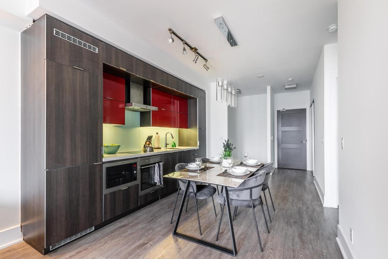 Apartment Stylish 1br + Office - Cn Tower View Toronto
