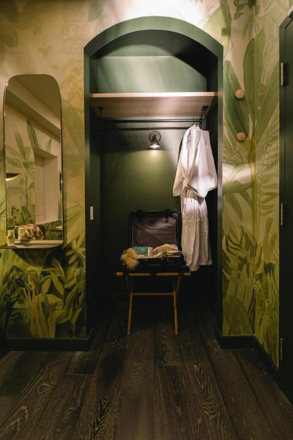 Ode Hostel Toronto