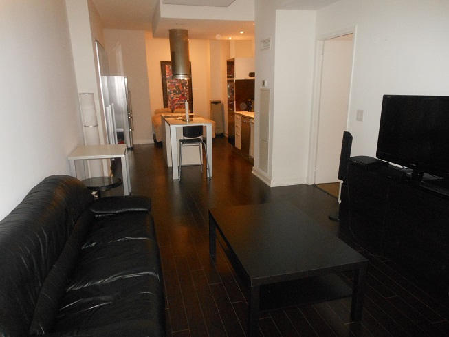 Escape - Lakeshore- 38 Dan Leckie Way *