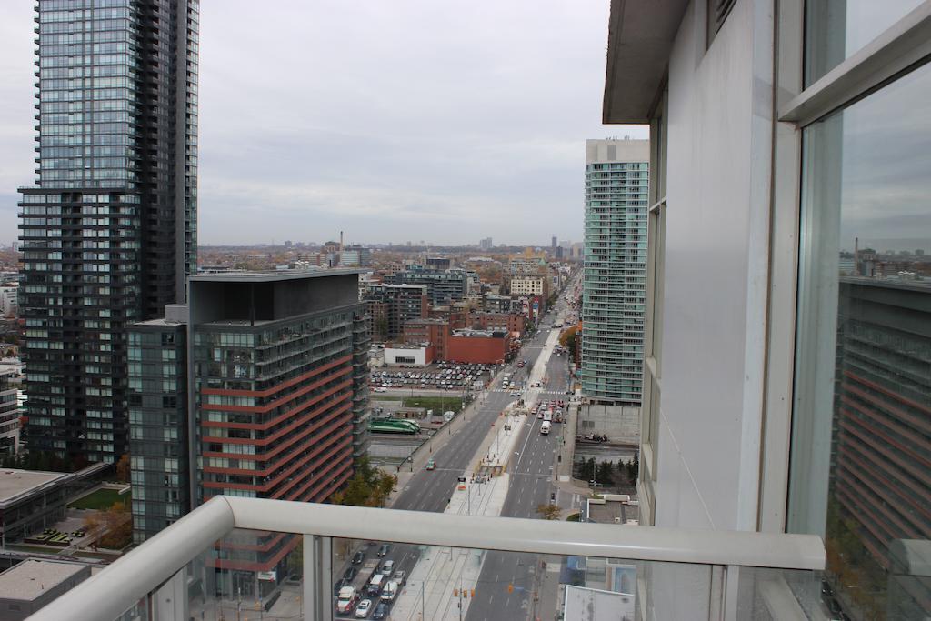 Atlas - Mariner Furnished * Toronto