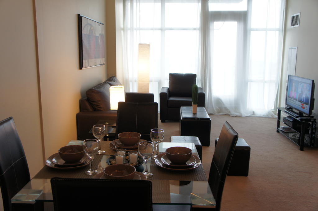 Atlas - Mariner Furnished Toronto