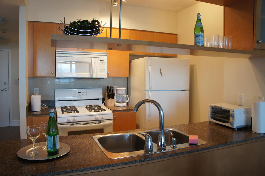Atlas - Mariner Furnished * Toronto