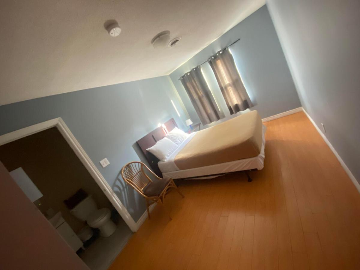 West Queen West 3*