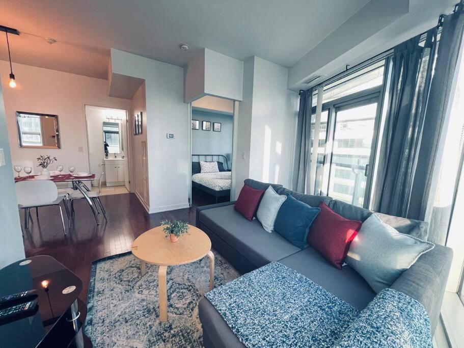 The Bay Suites - Entertainment Dist Apartment *