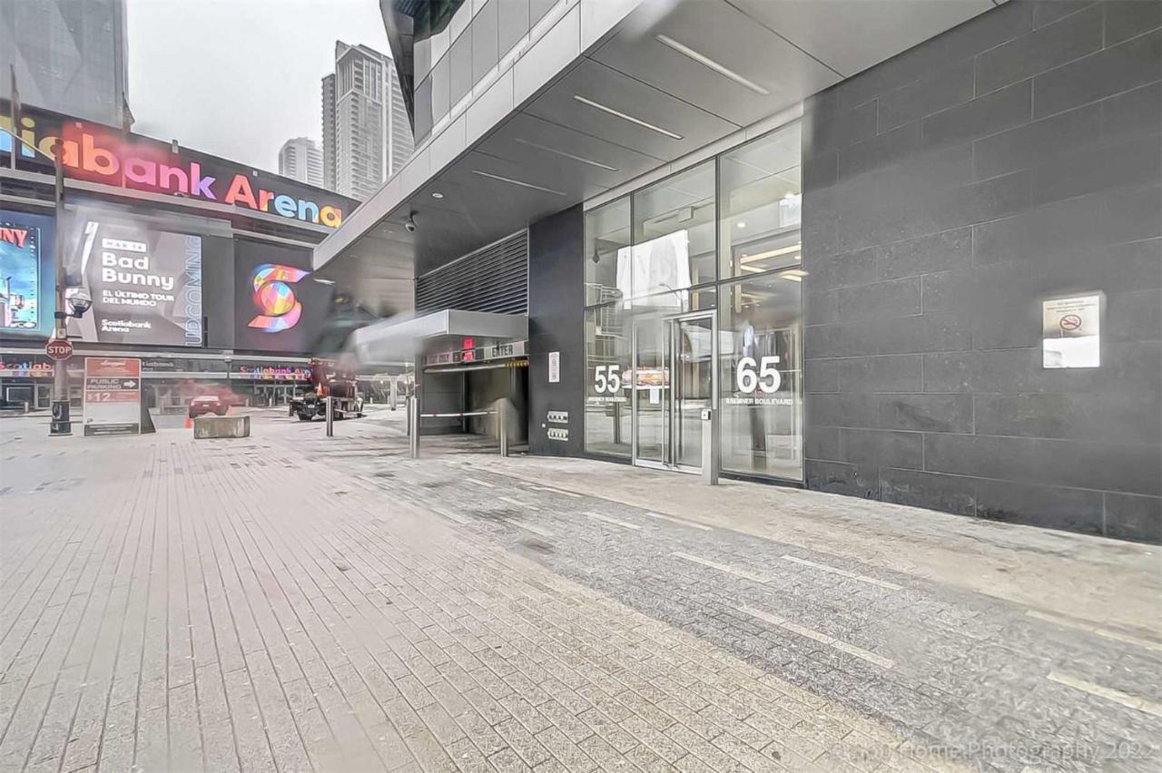 Apartment Prime Location - Stunning 2-bdrm