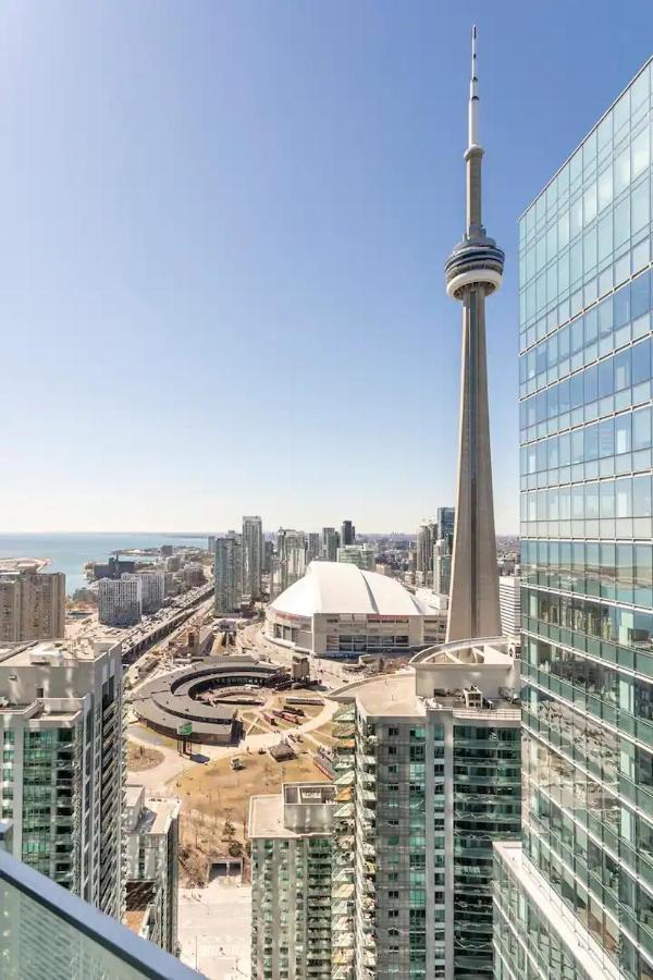 Luxury View & View - One Free Parking Toronto