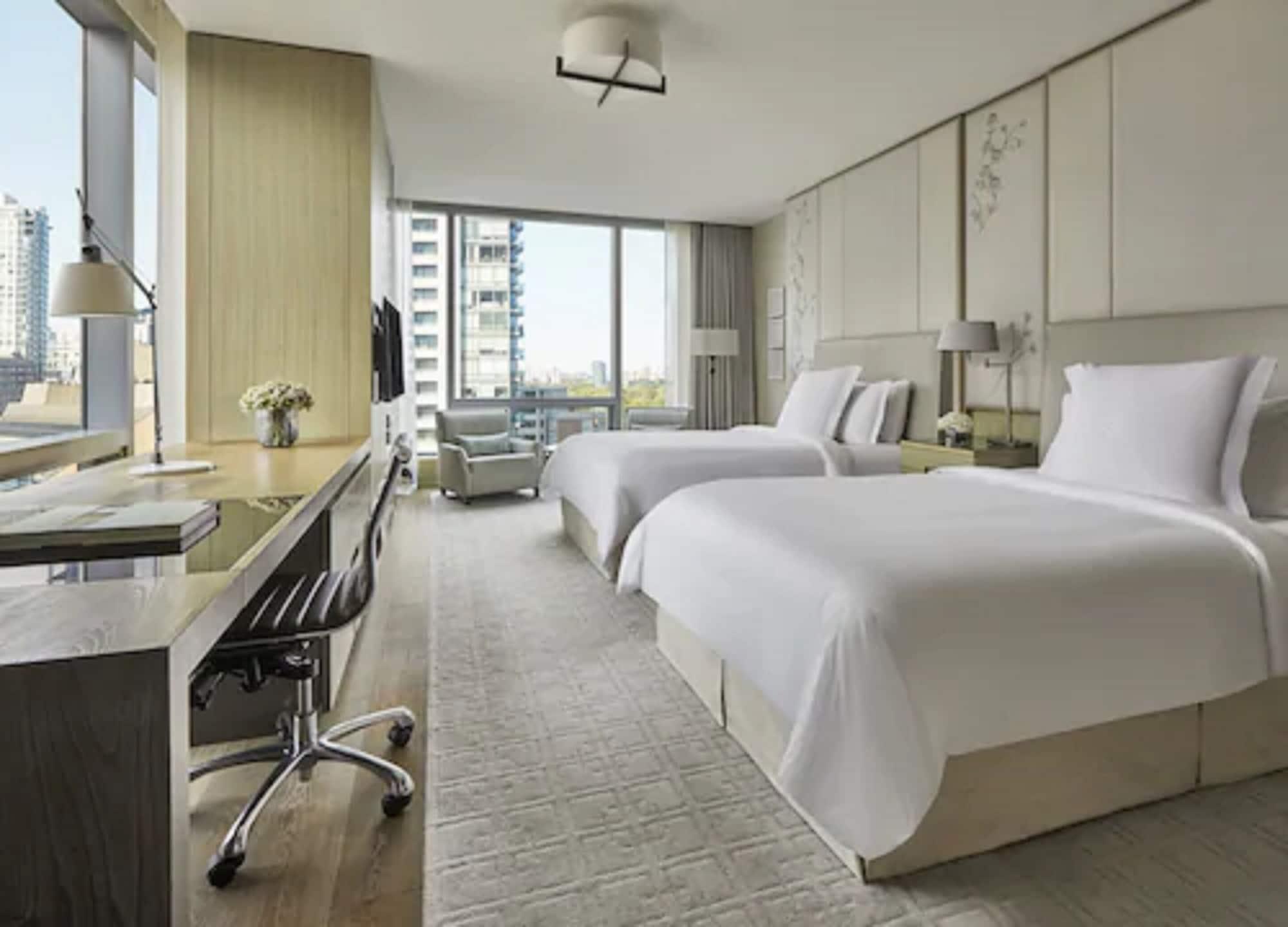 Four Seasons 5* Toronto