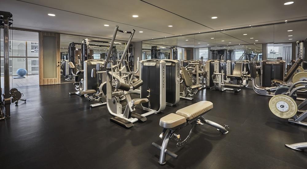 Four Seasons 5* Toronto
