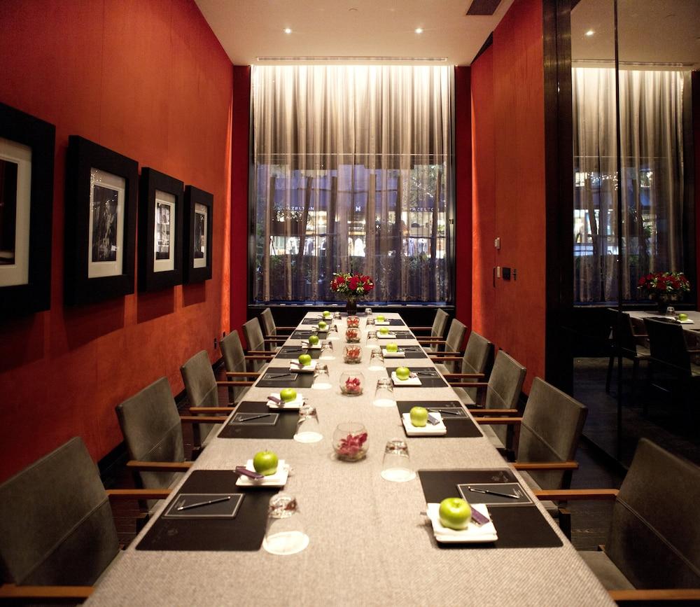 The Hazelton 5*
