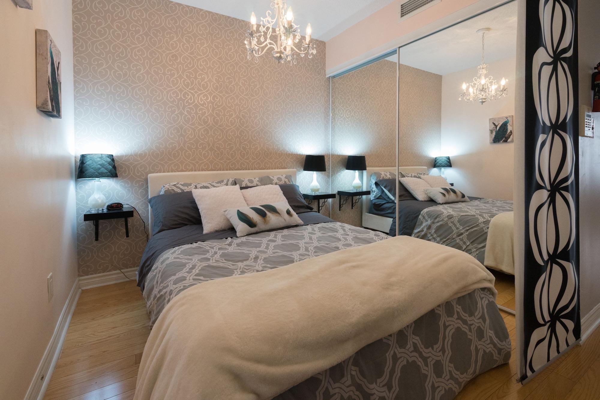 Applewood - 1 Bdrm Wellington West * Toronto