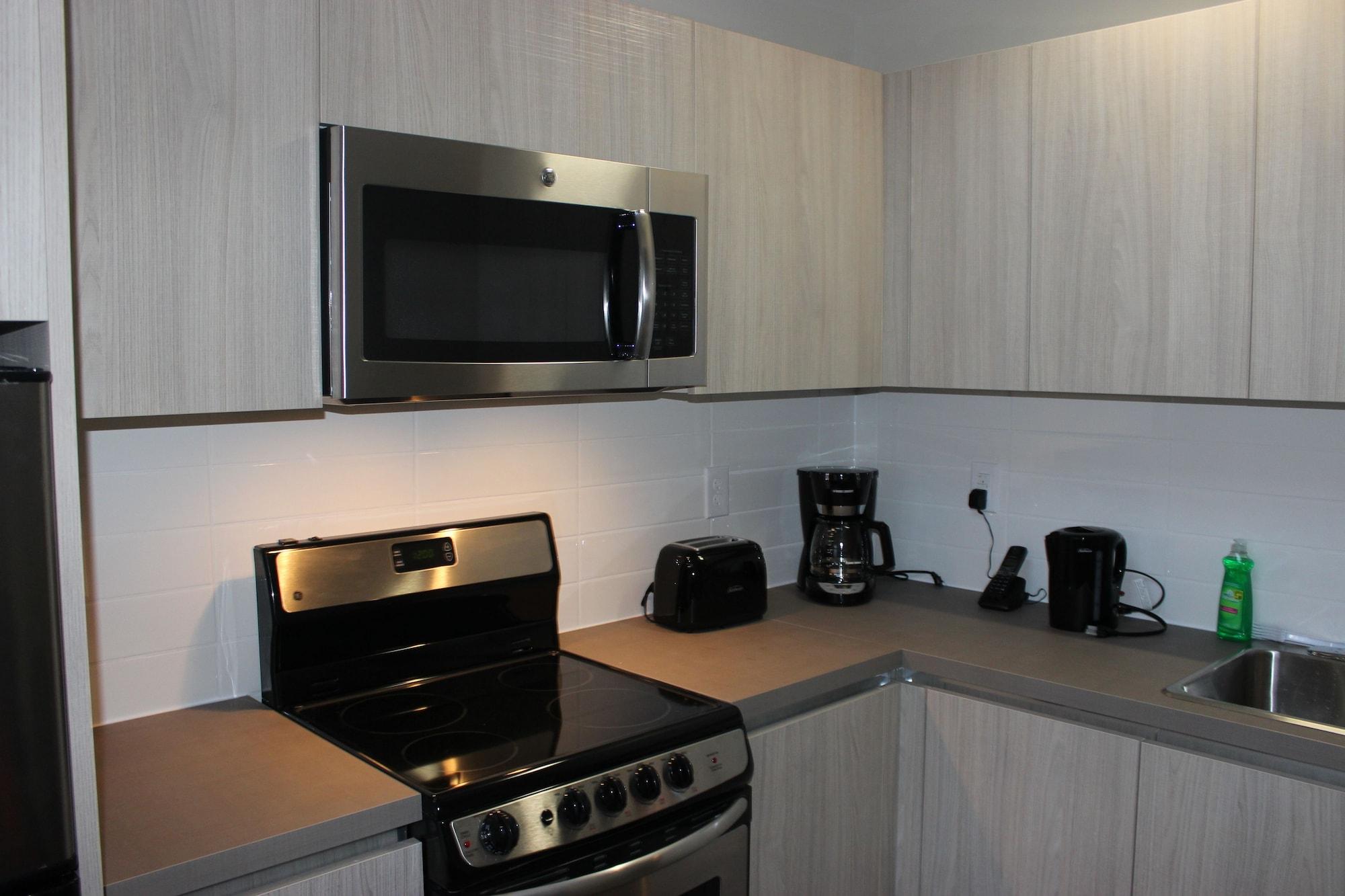 Atlas Suites- Furnished Apartments-College Street, Toronto