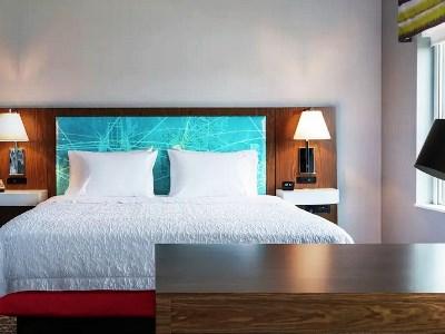 Hampton & By Hilton Downtown Hotel 3*