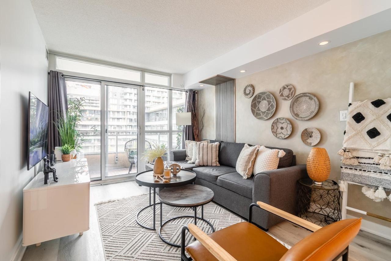 Luxury 2br Downtown W/ Cn Tower View