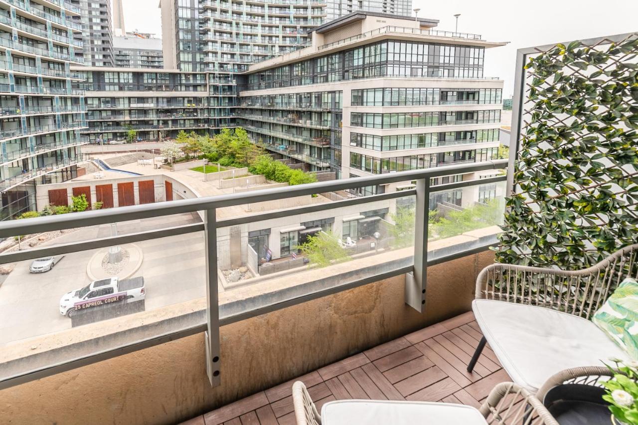 Luxury 2br Downtown W/ Cn Tower View