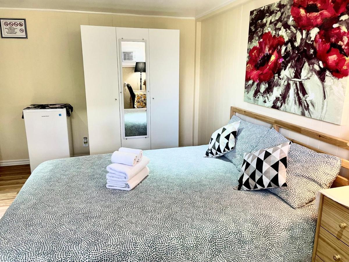 Perfect Home-private Washrooms,free Parking,high Speed Net *