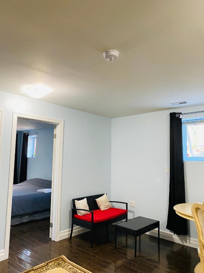 Apartment Lovely 3 Bedrooms Space Share Toronto