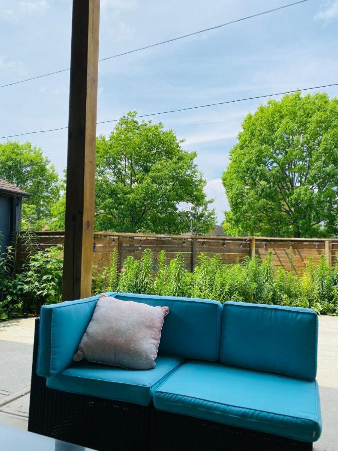 Apartment Signature 2 Bedrooms Apartment Space Share Toronto
