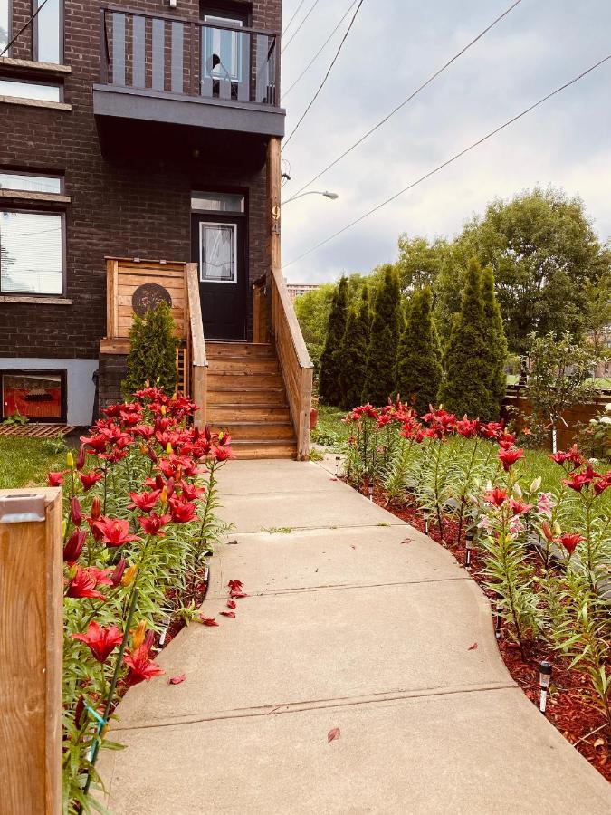 Apartment Signature 2 Bedrooms Apartment Space Share Toronto