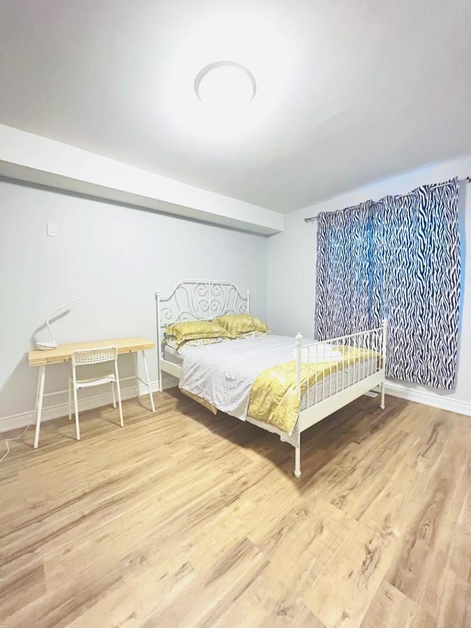 Kensington Market House Guest house