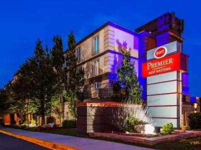 Western Premier Airport Carlingview Hotel