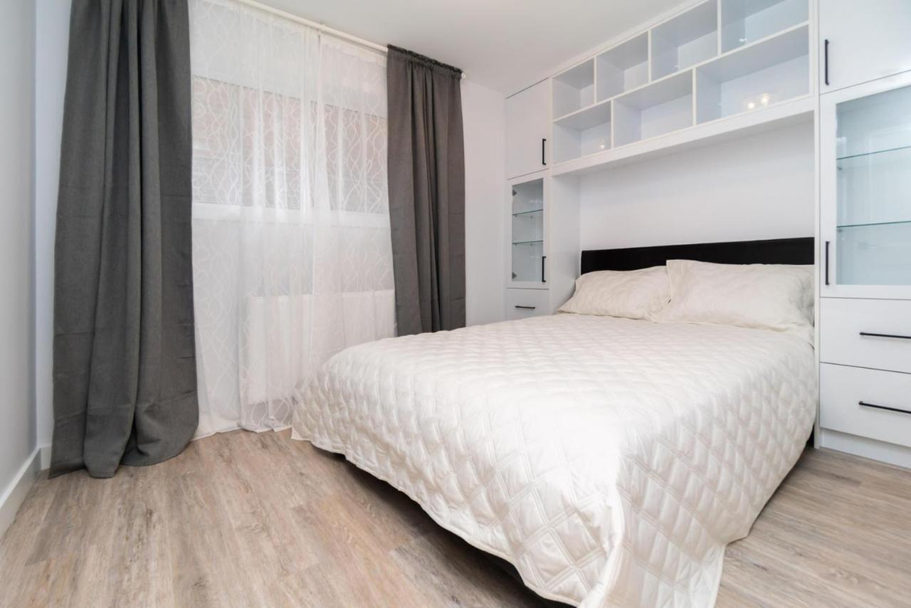 Your Comfy In Mid-toronto Apartment Toronto