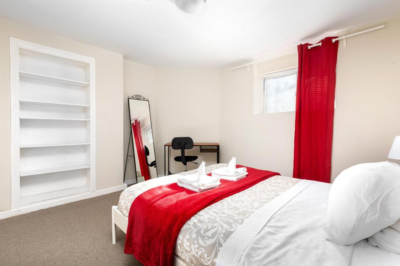 Guest house For Rent Beside U Of T *