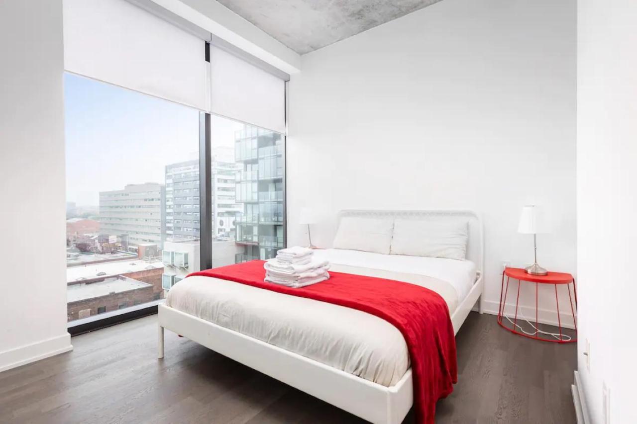 Cozy Loft Perfect For Relaxing In Heart Of Apartment