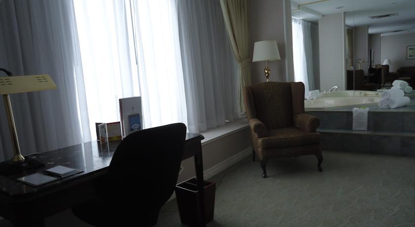 Delta By Marriott Airport & Conference Centre Hotel 4*
