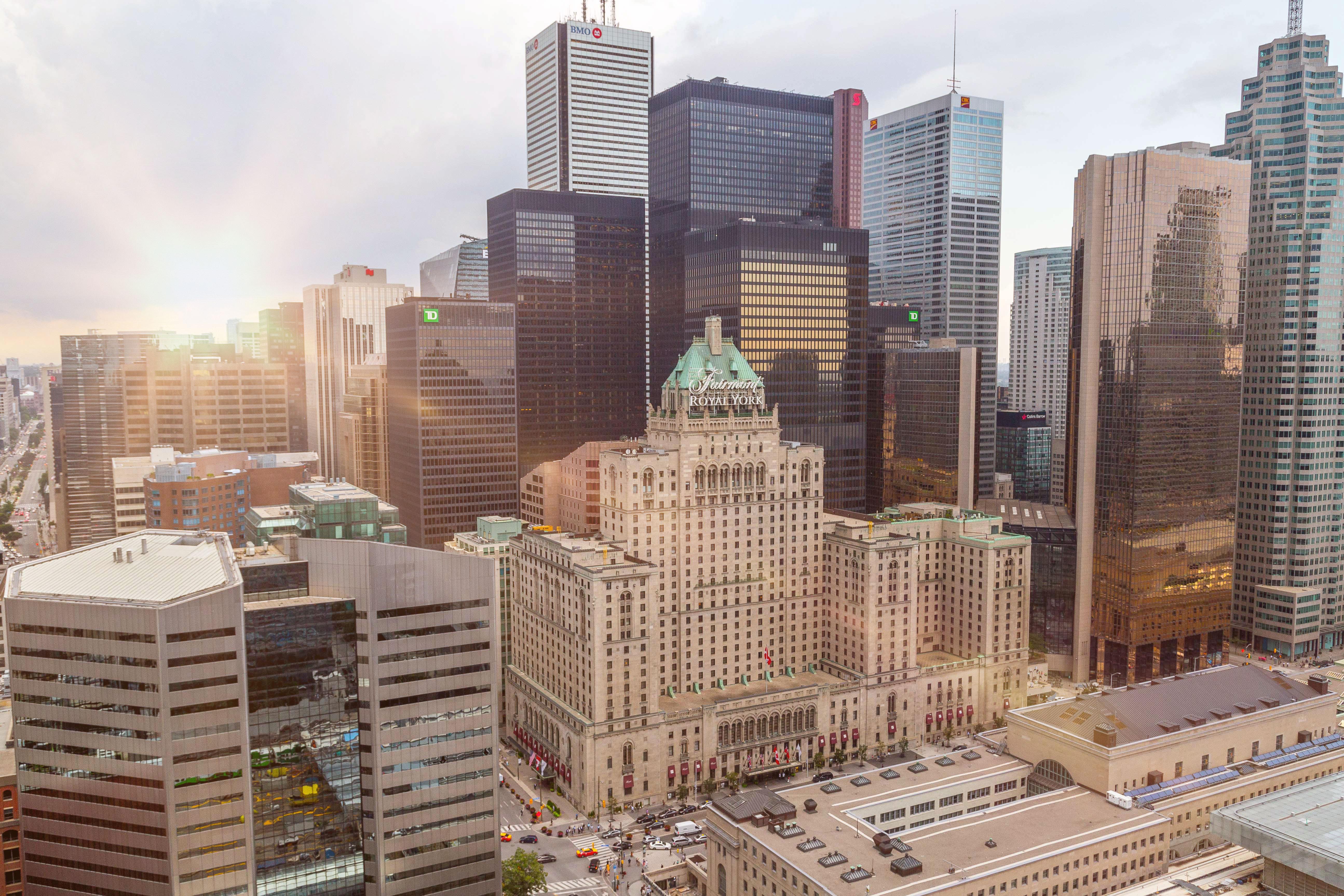 Fairmont Royal York 5*